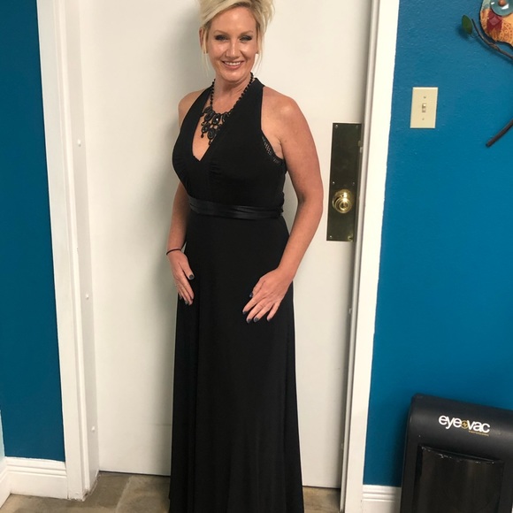 Meet your Posher, Anna - Picture 3 of 14